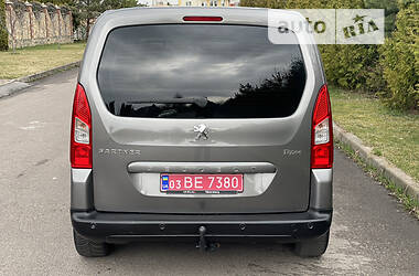 Минивэн Peugeot Partner 2011 в 
