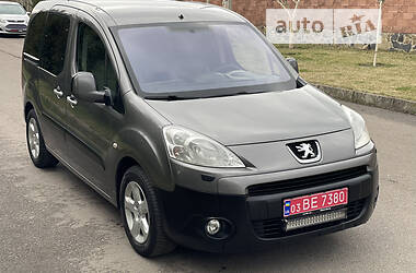 Минивэн Peugeot Partner 2011 в 