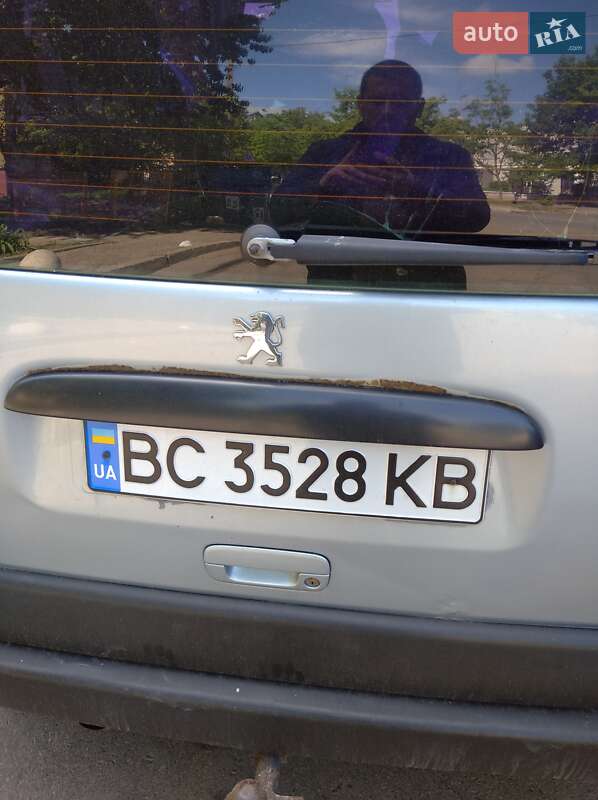 Мінівен Peugeot Partner 2004 в Львові