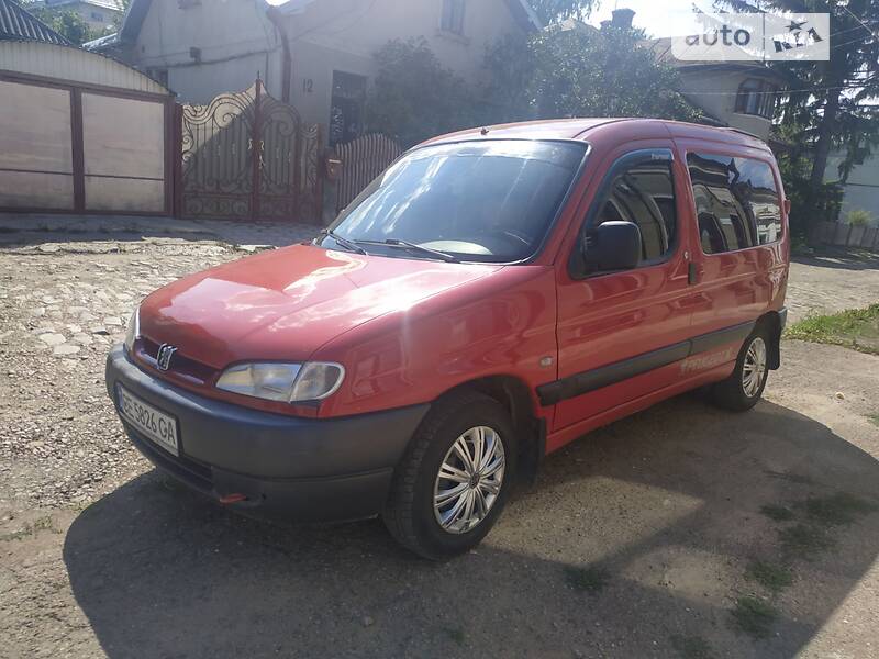  AUTO.RIA – Venta de Peugeot Partner (CE5 6CA) diésel.  minivan usado en Chernivtsi, precio $