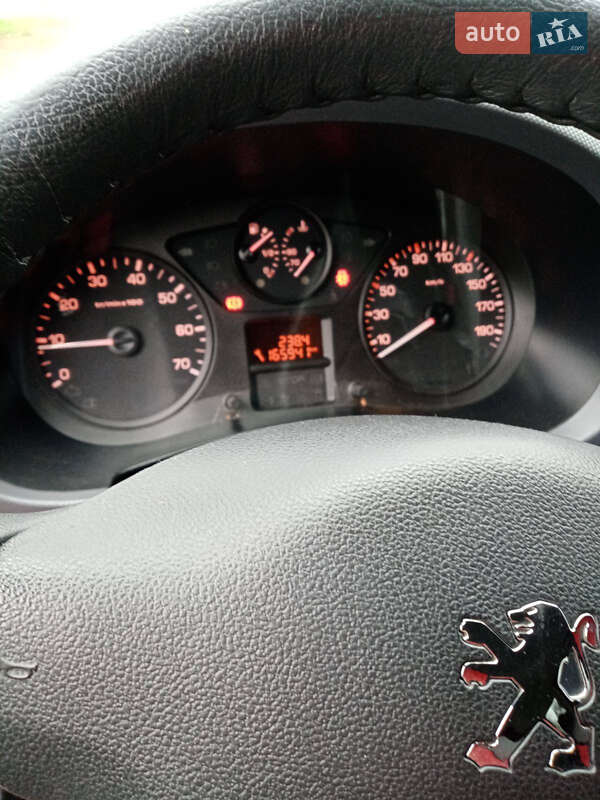 Мікровен Peugeot Partner 2012 в Карлівці