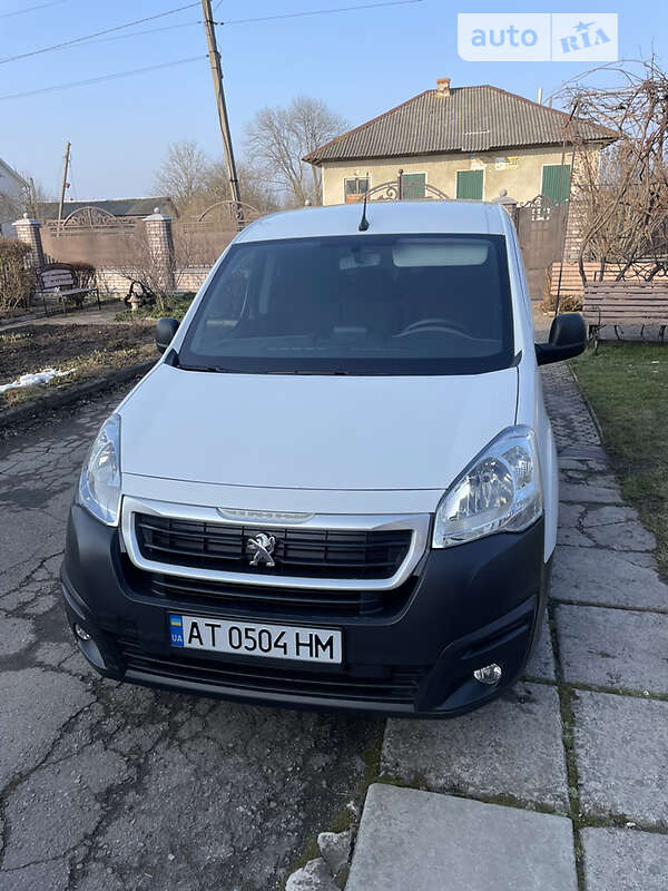 Грузовой фургон Peugeot Partner 2018 в Калуше