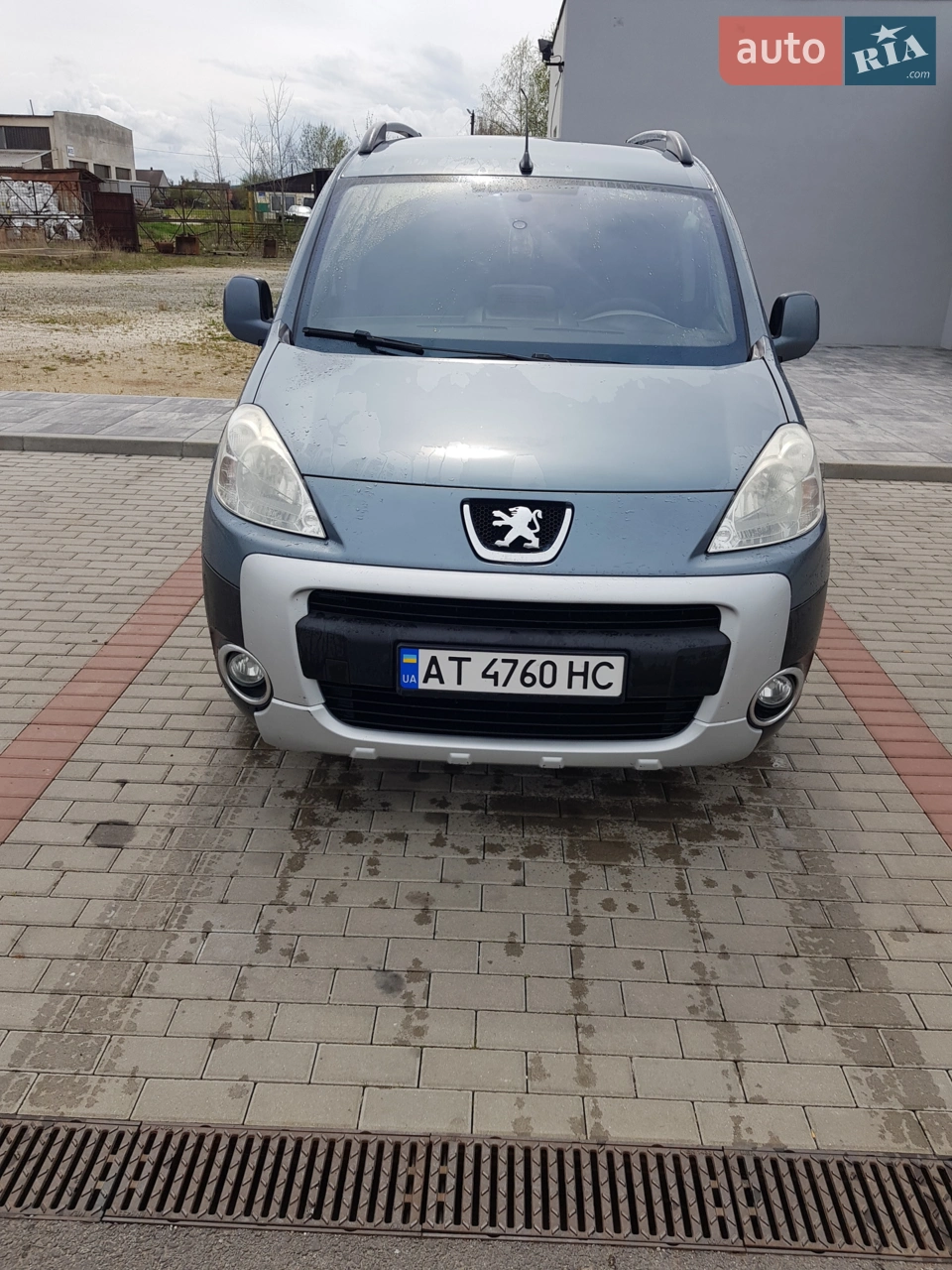 2011 Peugeot Partner - мініатюра 15