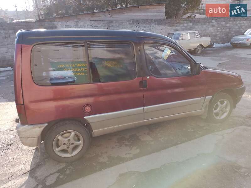 Мінівен Peugeot Partner 1999 в Кривому Розі