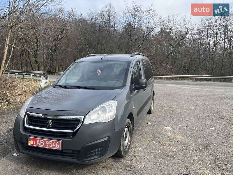 Минивэн Peugeot Partner 2017 в Чопе