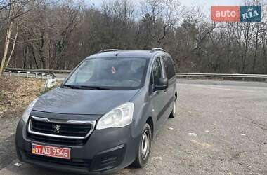 Минивэн Peugeot Partner 2017 в 