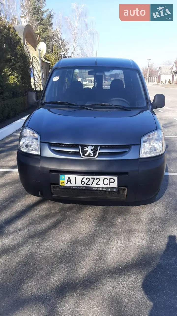 2012 Peugeot Partner - мініатюра 16