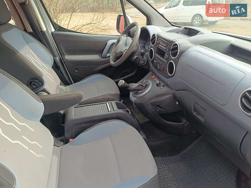 Мінівен Peugeot Partner 2013 в Сумах