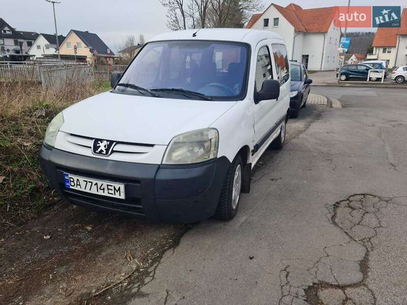 Мінівен Peugeot Partner 2005 в Новомиргороді