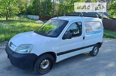 Вантажний фургон Peugeot Partner 2006 в Житомирі