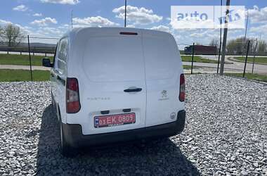 Вантажний фургон Peugeot Partner 2019 в Дубні