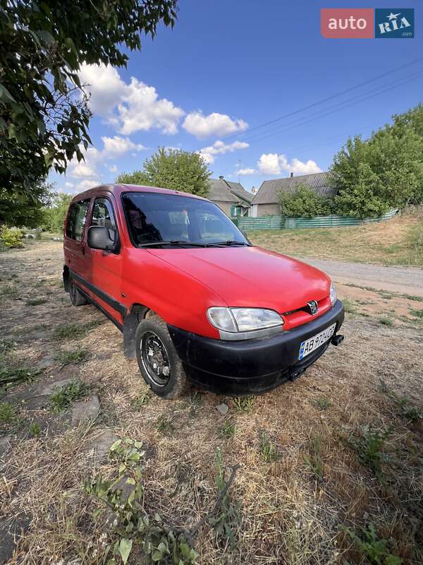 Минивэн Peugeot Partner 1998 в Покровске
