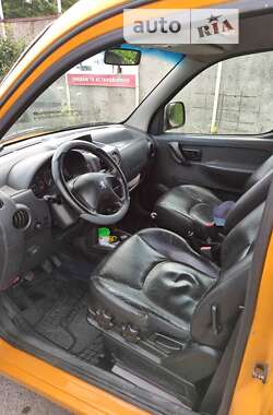 Минивэн Peugeot Partner 2003 в 