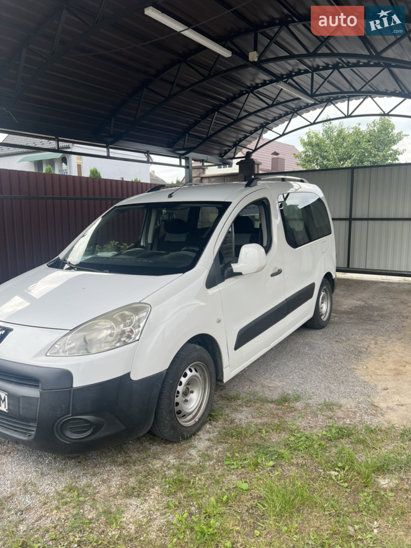 2010 Peugeot Partner - мініатюра 2