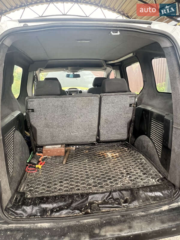 Минивэн Peugeot Partner 2010 в Звягеле