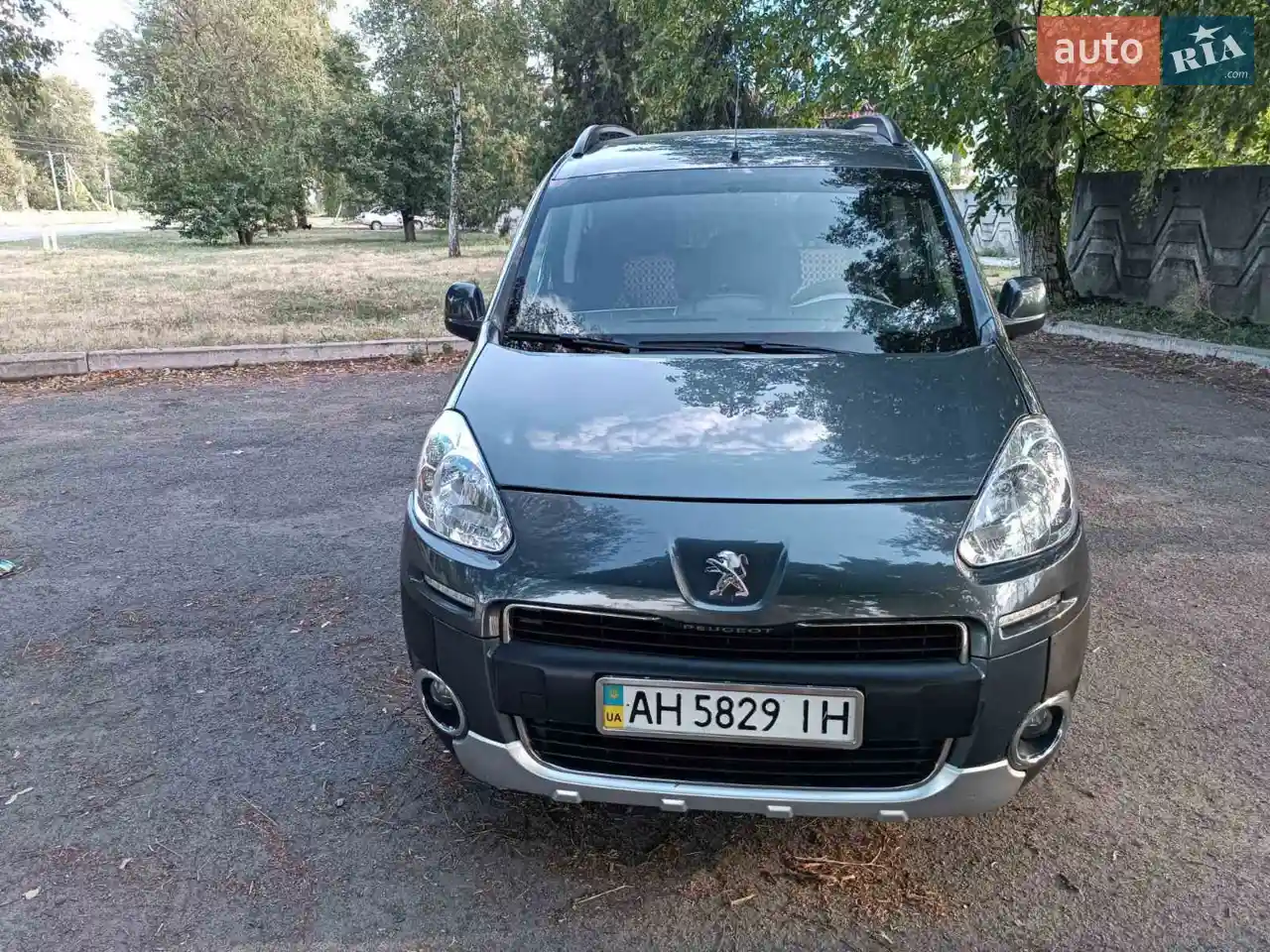 2014 Peugeot Partner - мініатюра 21
