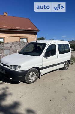 Минивэн Peugeot Partner 2000 в Городке