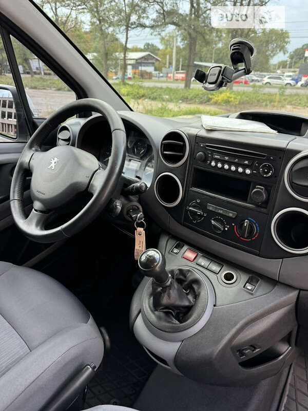 Грузовой фургон Peugeot Partner 2014 в Тернополе