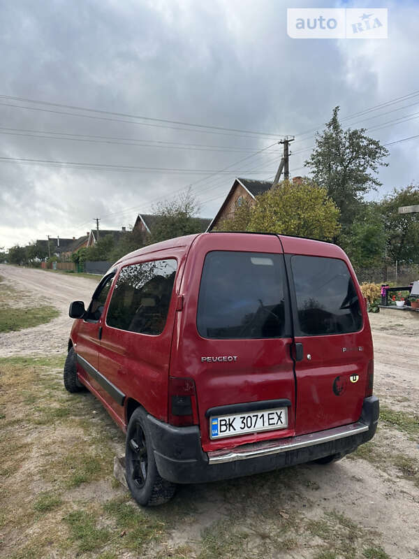 Мінівен Peugeot Partner 2004 в Зарічному