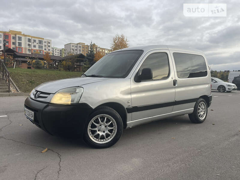 Мінівен Peugeot Partner 2007 в Рівному