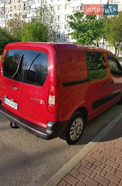 Минивэн Peugeot Partner 2011 в 