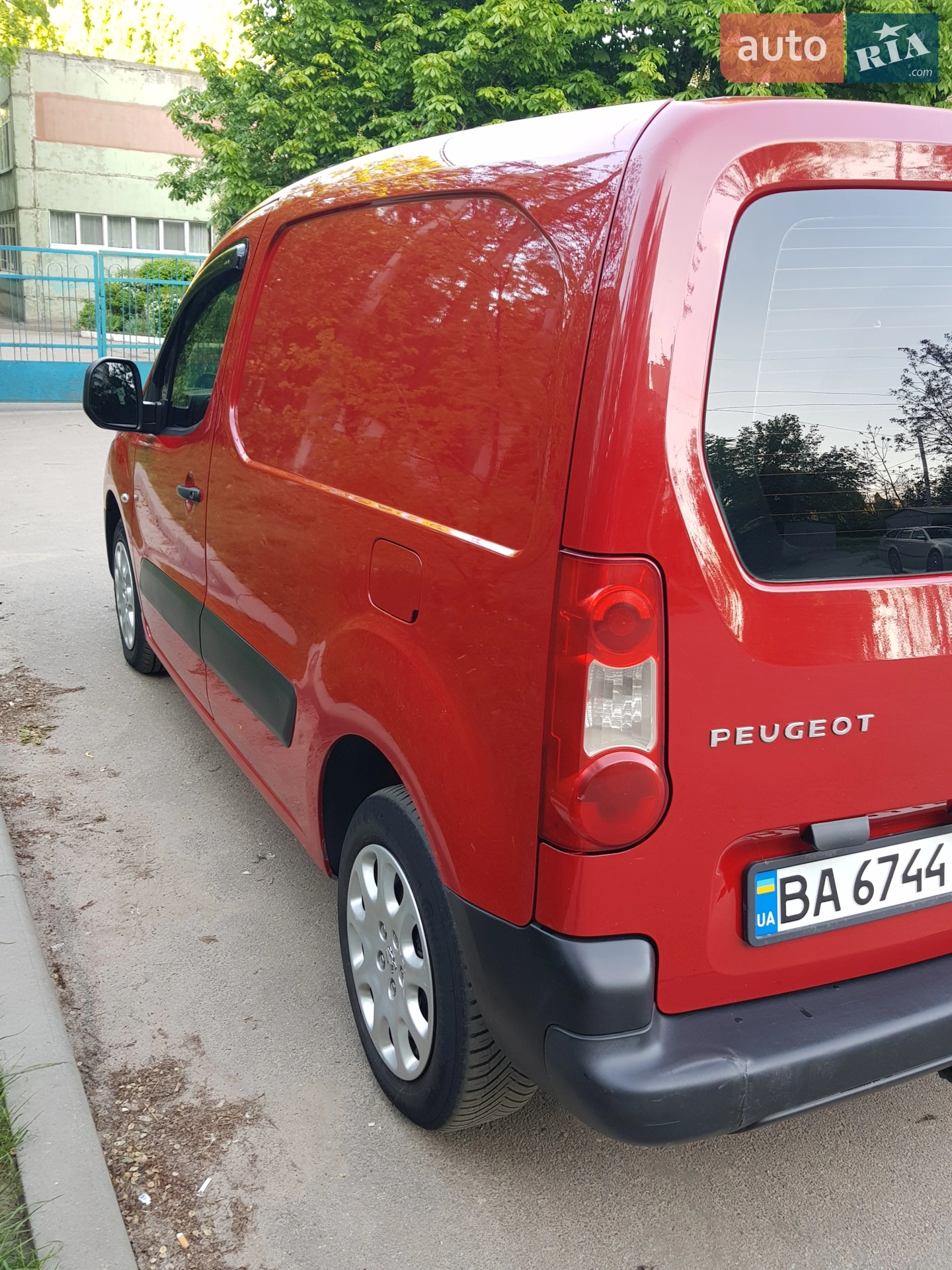 2011 Peugeot Partner - мініатюра 6