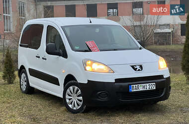 Мінівен Peugeot Partner 2010 в Дрогобичі