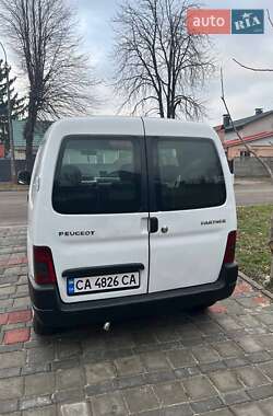 Вантажний фургон Peugeot Partner 2006 в Черкасах