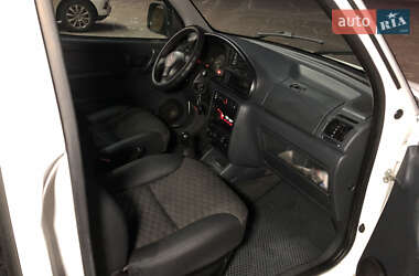 Минивэн Peugeot Partner 2000 в 