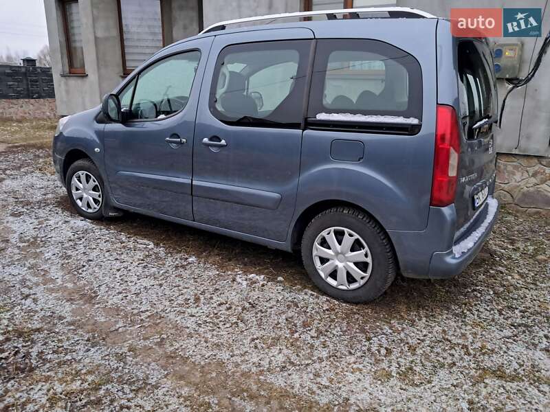 Минивэн Peugeot Partner 2011 в Сарнах