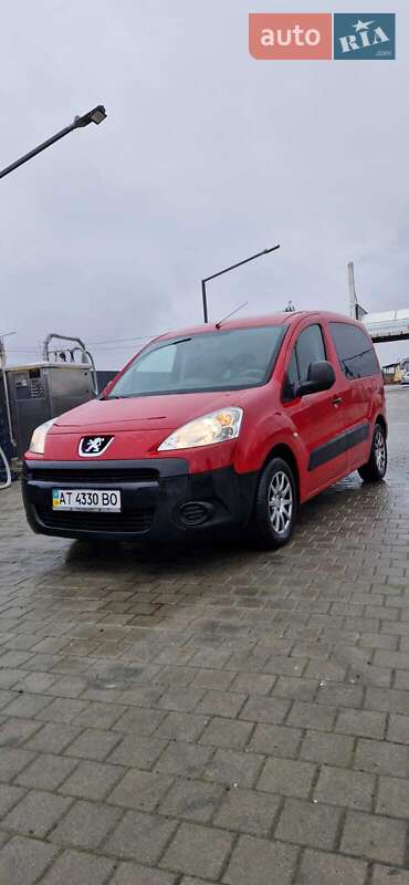 Минивэн Peugeot Partner 2011 в Ивано-Франковске
