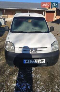 Грузовой фургон Peugeot Partner 2010 в 