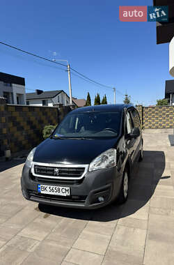 Вантажний фургон Peugeot Partner 2016 в 