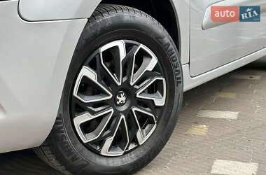Мінівен Peugeot Partner 2013 в 