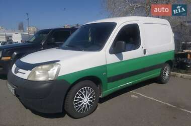 Вантажний фургон Peugeot Partner 2003 в 