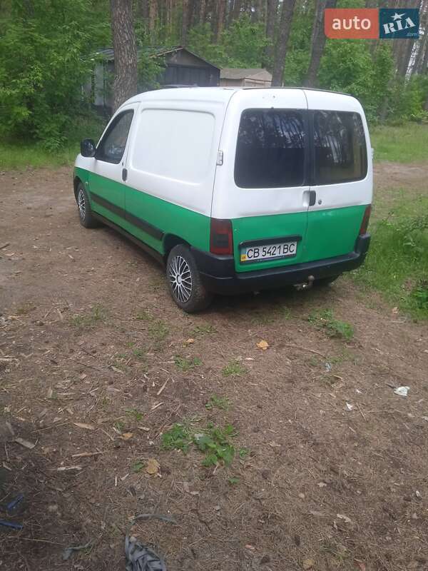 Грузовой фургон Peugeot Partner 2003 в Киеве
