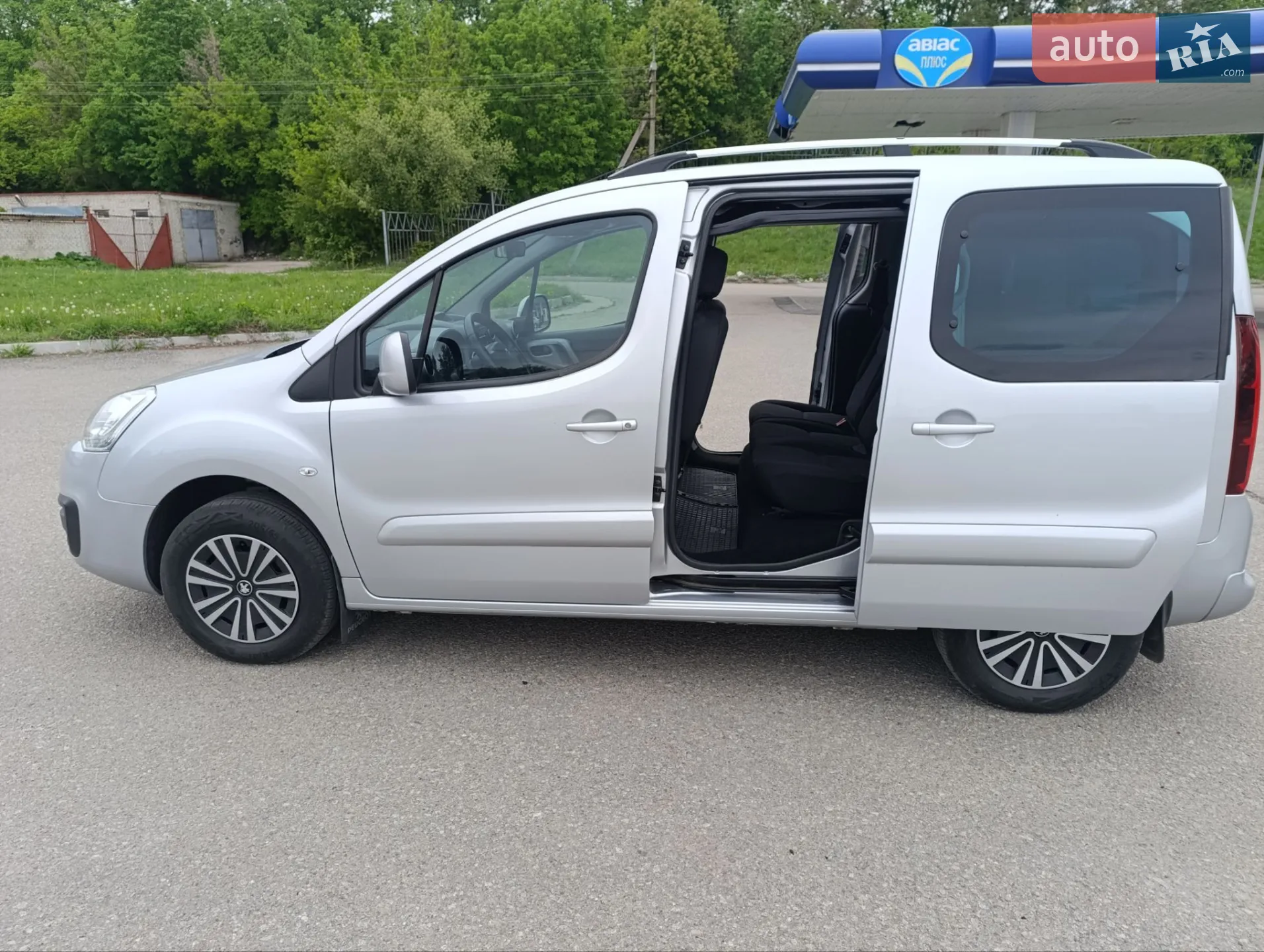 2017 Peugeot Partner - мініатюра 19