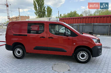 Минивэн Peugeot Partner 2020 в 