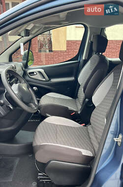 Минивэн Peugeot Partner 2011 в 