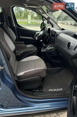 Минивэн Peugeot Partner 2011 в 