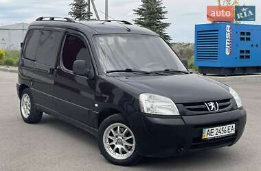 Мінівен Peugeot Partner 2004 в Дніпрі