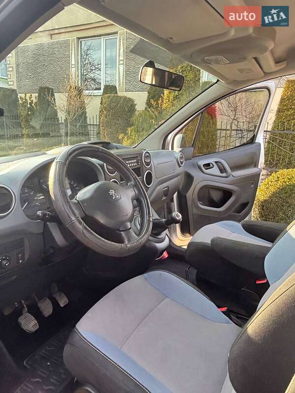 Минивэн Peugeot Partner 2013 в Ивано-Франковске фото 8 Минивэн Peugeot Partner 2013 в Ивано-Франковске