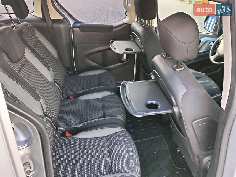 Мінівен Peugeot Partner 2015 в Одесі