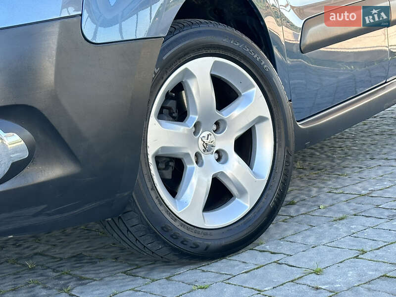 Минивэн Peugeot Partner 2011 в Дрогобыче