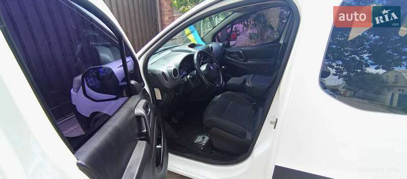 Минивэн Peugeot Partner 2012 в Николаеве