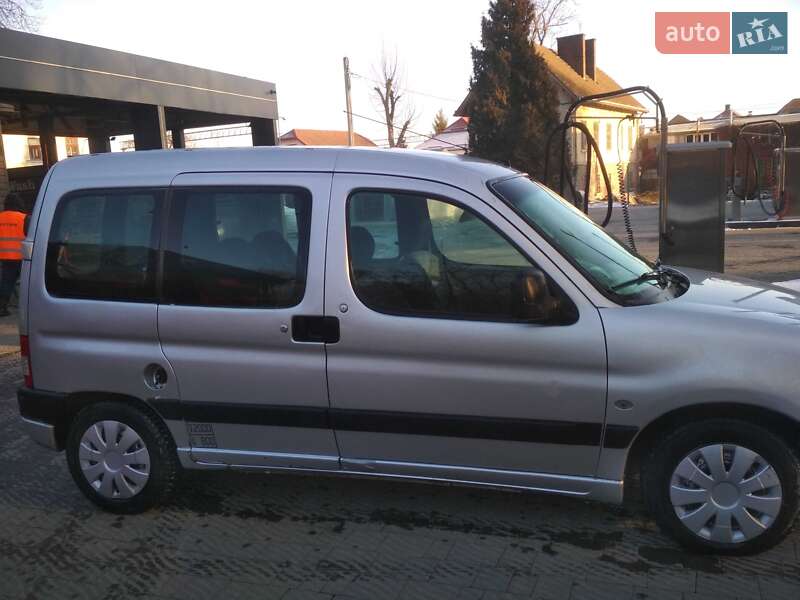 Мінівен Peugeot Partner 2006 в Самборі