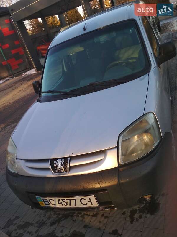 Мінівен Peugeot Partner 2006 в Самборі