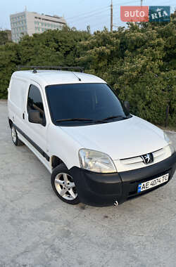 Вантажний фургон Peugeot Partner 2007 в Дніпрі