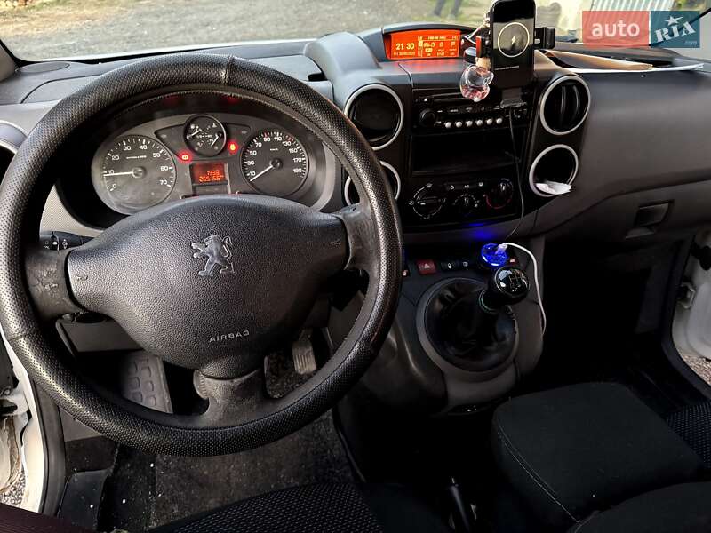 Минивэн Peugeot Partner 2008 в Сколе фото 4 Минивэн Peugeot Partner 2008 в Сколе
