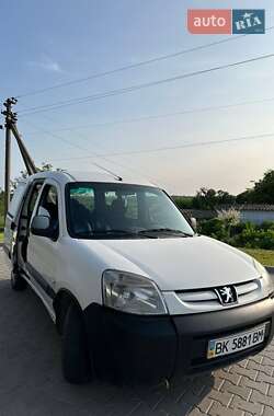 Минивэн Peugeot Partner 2011 в Шумске